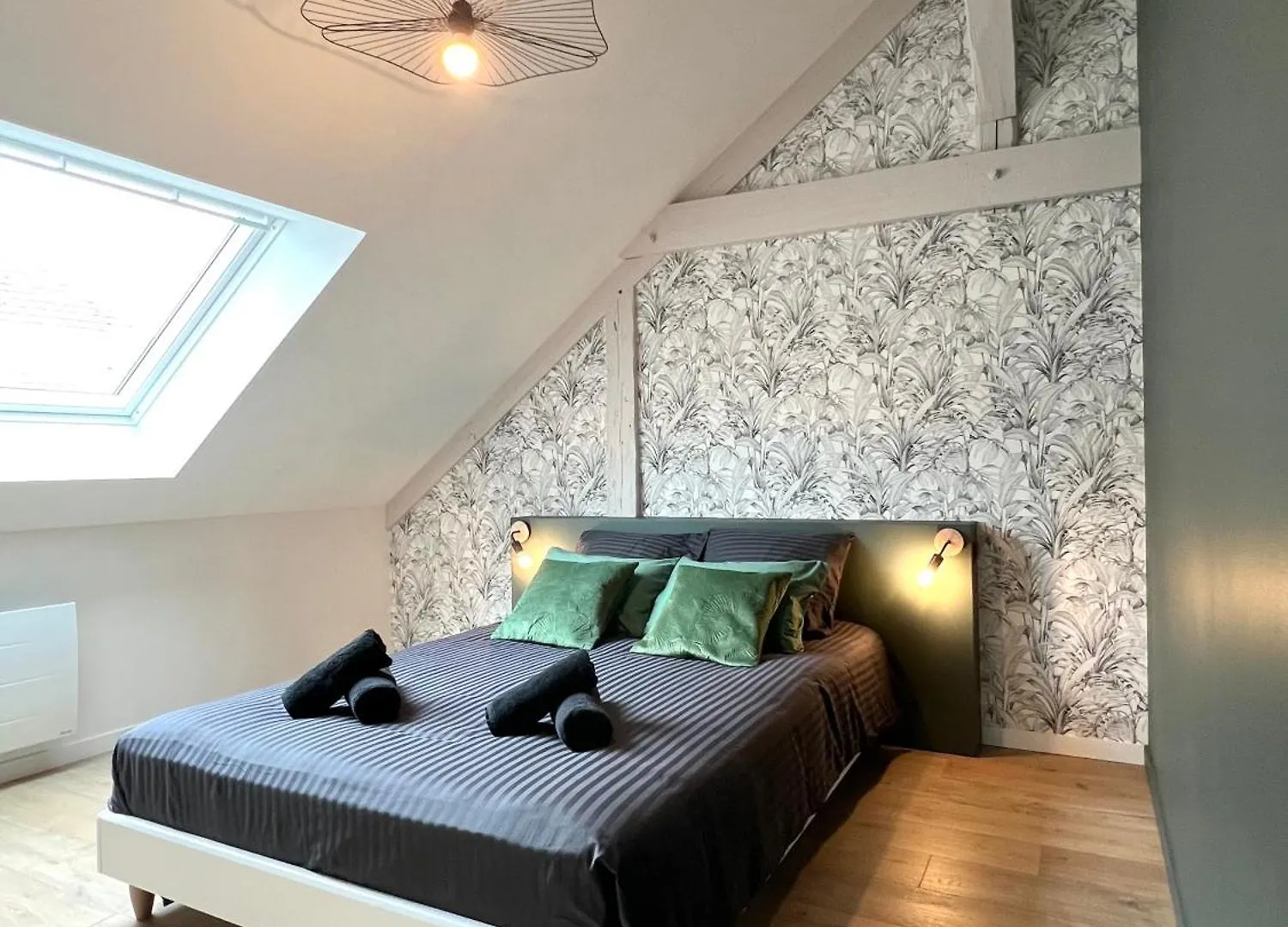 Appartement Spacieux Et Lumineux Proche Du Centre Historique 多尔德布列塔尼